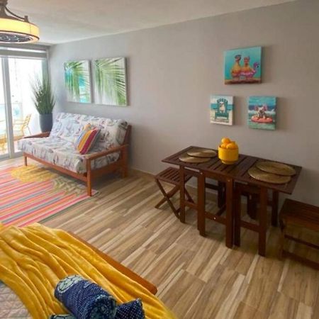 Kasa Balcony View For 2 Apartment Сан Хуан Екстериор снимка